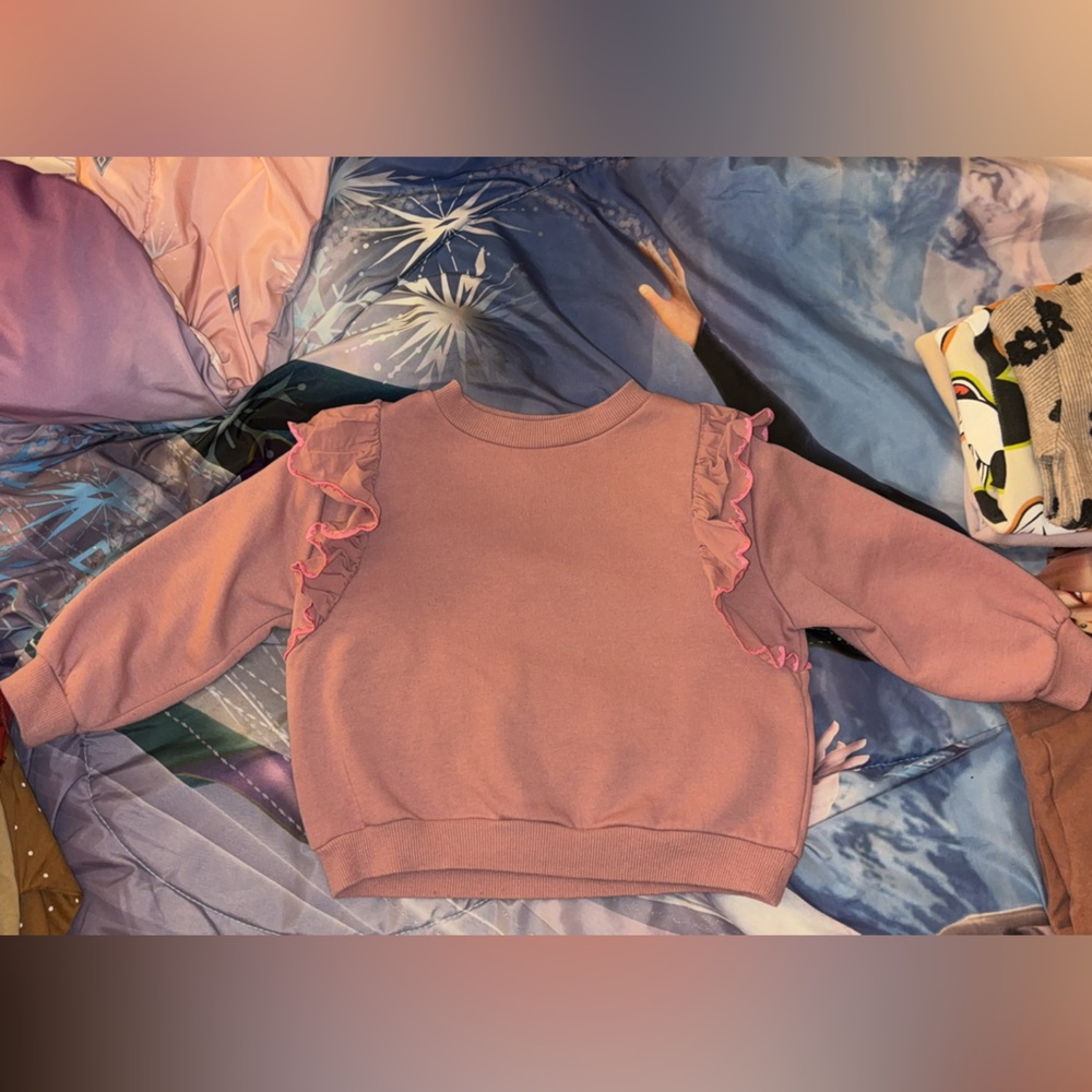 H&M sweater